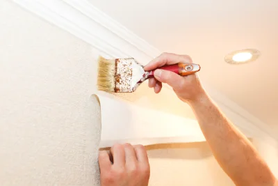 Pose de papier peint à la Fouillouse — revêtements muraux et toiles de verre